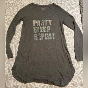Xhilaration ladies gray sleep shirt